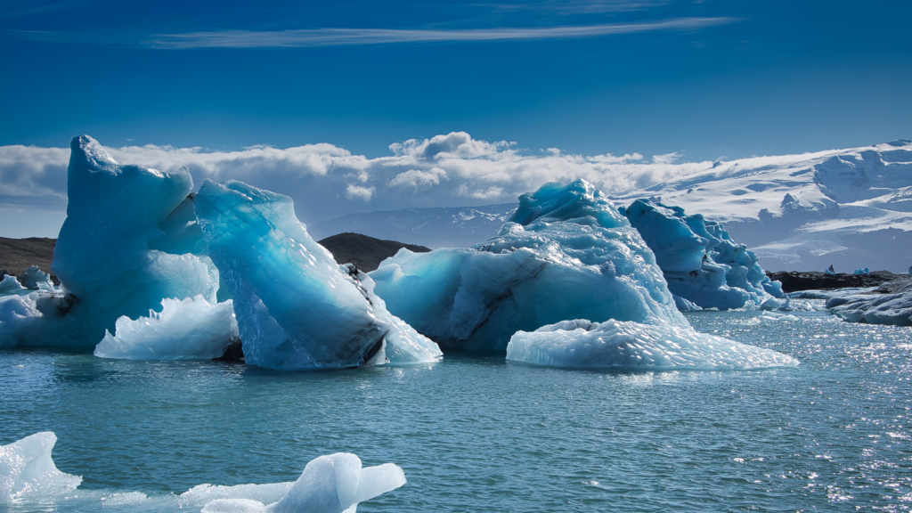 Jökulsárlón Glacier Lagoon, Iceland on a clear and sunny day.